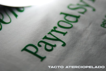 Silence Speaks - Oversize